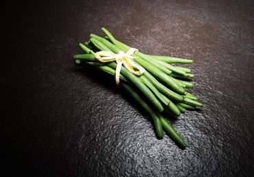 Ricetta fagiolini e zucchine con salsa alle erbe